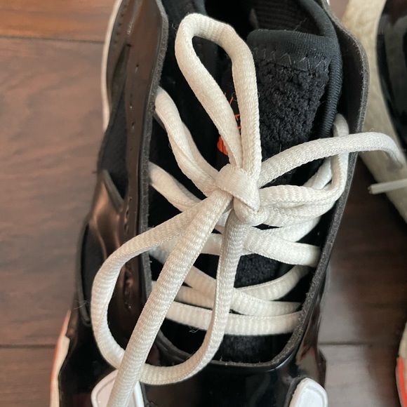 ADIDAS BY STELLA MCCARTNEY
adidas by Stella McCartney ULTRABOOST 22 - Picture 5 of 8